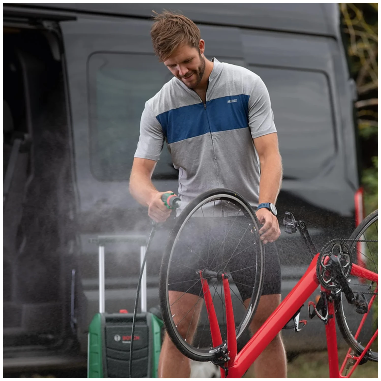 Vue principale de Bosch Fontus 18V, Nettoyeur extérieur sans fil avec batterie